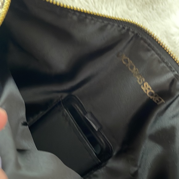 NWT Victoria’s Secret golden glitter foldable clutch - Picture 5 of 7